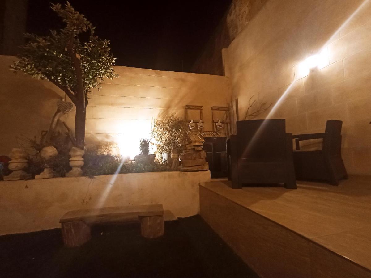 Dhara House Malta Bed & Breakfast Paola Eksteriør bilde