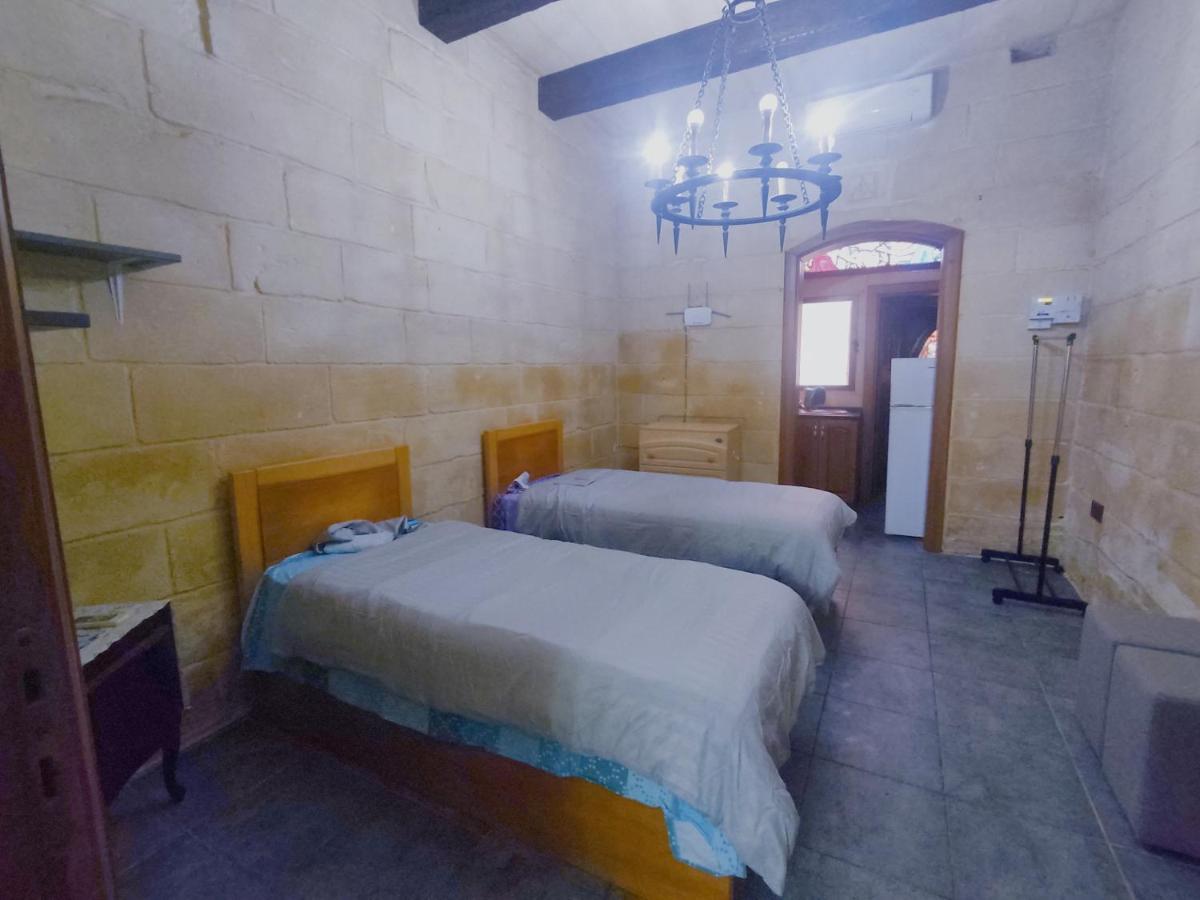 Dhara House Malta Bed & Breakfast Paola Eksteriør bilde